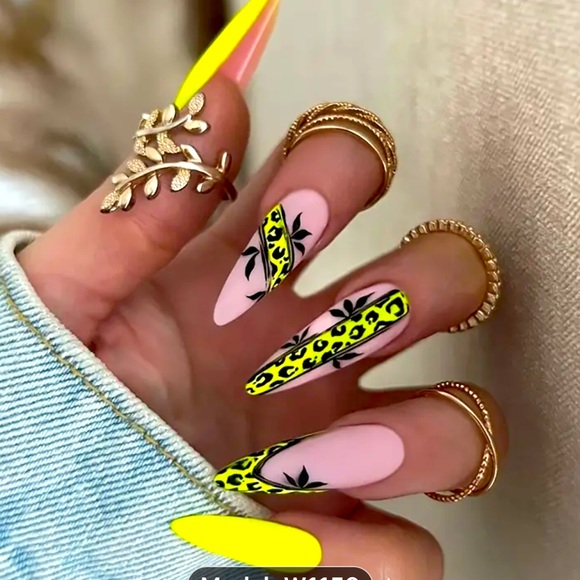 Other - Yellow leopard , stiletto style festival press on nails